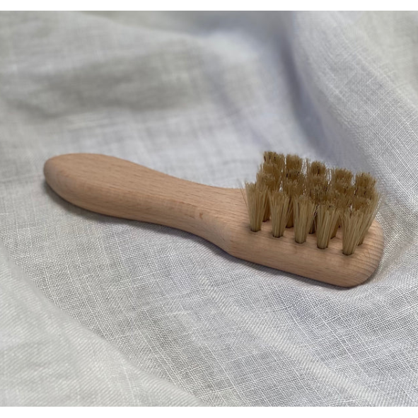Brush | Laundry Stain