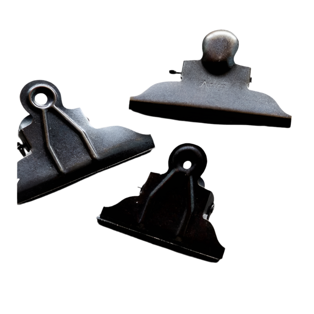 Bull Clips | Triangle | Medium